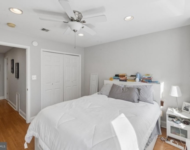 2139 Montrose Street - Photo Thumbnail 11