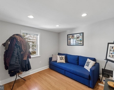 2139 Montrose Street - Photo Thumbnail 16