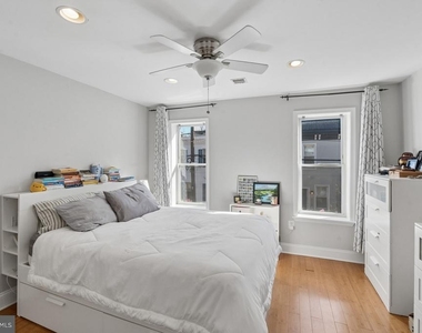 2139 Montrose Street - Photo Thumbnail 15