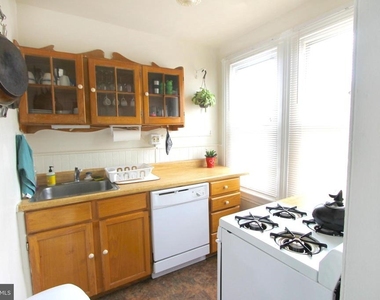 8422 Germantown Avenue - Photo Thumbnail 7