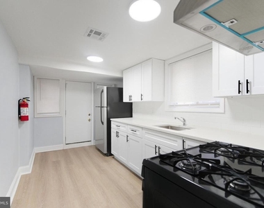 2625 Braddock Street - Photo Thumbnail 3