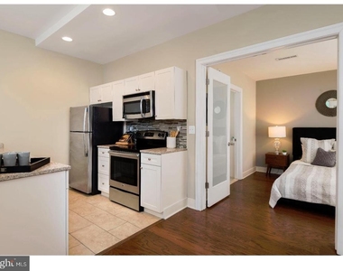 1900 Arch Street - Photo Thumbnail 11