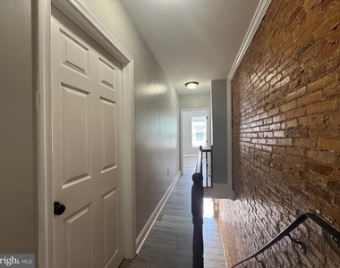 3205 Latona Street - Photo Thumbnail 9