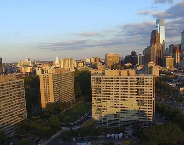 2200 Benjamin Franklin Parkway - Photo Thumbnail 28