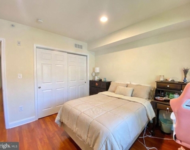 1417 N 17th Street - Photo Thumbnail 5