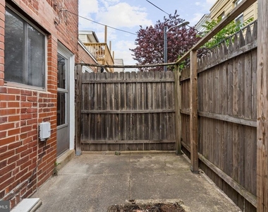 1823 S Hicks Street - Photo Thumbnail 11