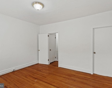 1823 S Hicks Street - Photo Thumbnail 13