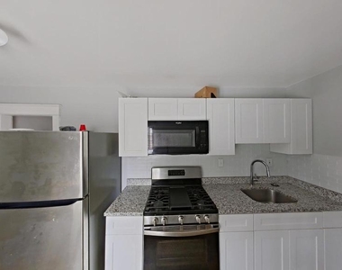 1602 E Duval Street - Photo Thumbnail 3