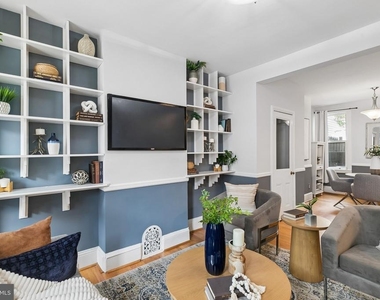 621 S Bambrey Street - Photo Thumbnail 7
