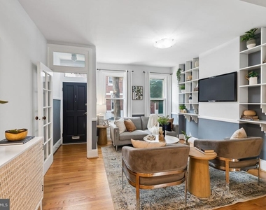 621 S Bambrey Street - Photo Thumbnail 6