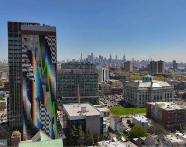 1700 N Front Street - Photo Thumbnail 3