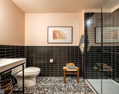 1700 N Front Street - Photo Thumbnail 19