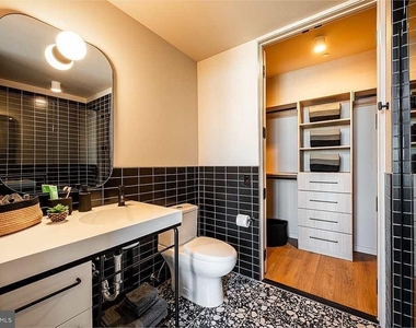 1700 N Front Street - Photo Thumbnail 20