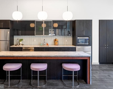1125 Sansom Street - Photo Thumbnail 7