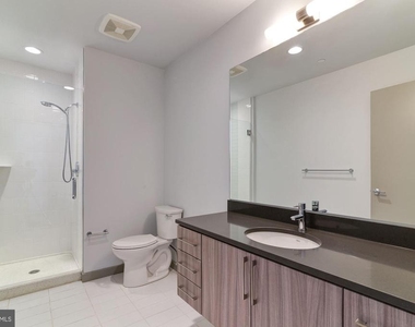 1125 Sansom Street - Photo Thumbnail 64