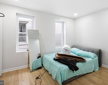 5663 Boyer Street - Photo Thumbnail 6