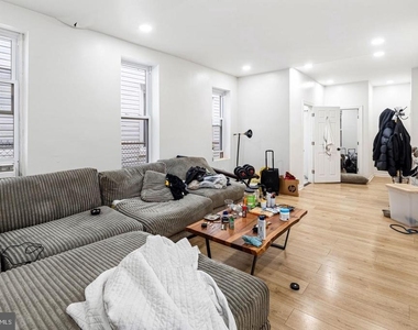 5663 Boyer Street - Photo Thumbnail 3
