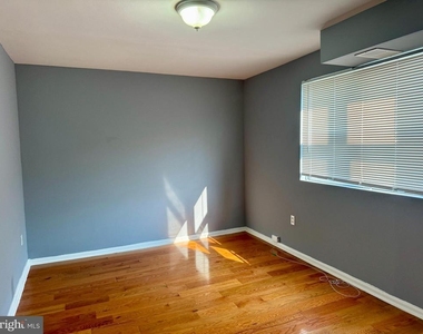 1323 E Upsal Street - Photo Thumbnail 13
