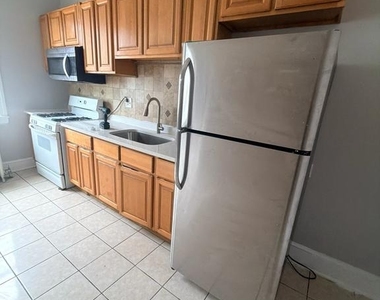 994 Carver Street - Photo Thumbnail 9