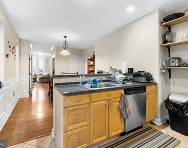 2229 St Albans Street - Photo Thumbnail 9