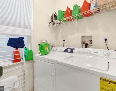 2229 St Albans Street - Photo Thumbnail 14