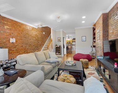 2229 St Albans Street - Photo Thumbnail 3