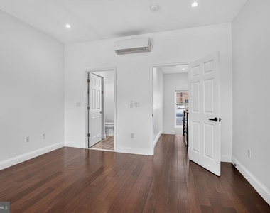 2319 N College Avenue - Photo Thumbnail 14
