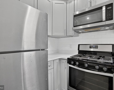 2319 N College Avenue - Photo Thumbnail 6