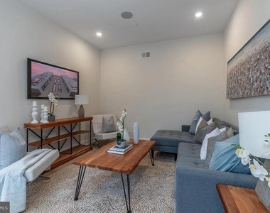 1754 Wylie Street - Photo Thumbnail 9