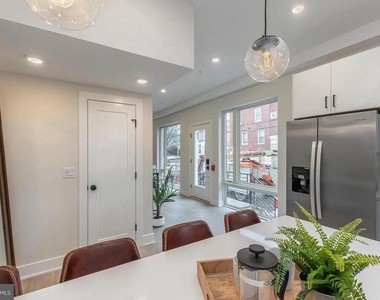 1754 Wylie Street - Photo Thumbnail 6