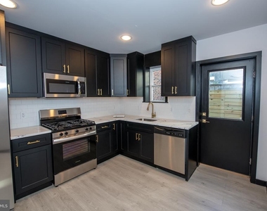 1512 S Beulah Street - Photo Thumbnail 2