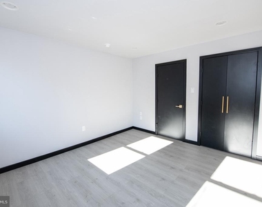 1512 S Beulah Street - Photo Thumbnail 14