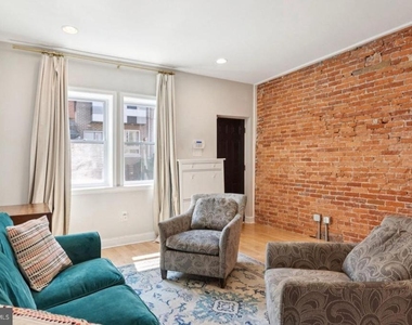 2211 Titan Street - Photo Thumbnail 5