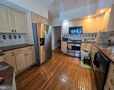 6665 Sprague Street - Photo Thumbnail 10