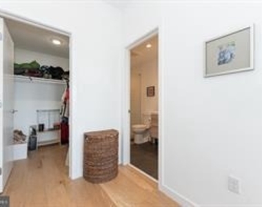2006 Frankford Avenue - Photo Thumbnail 27