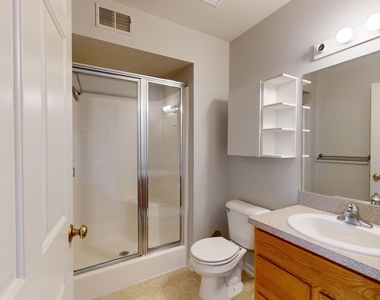 2771 S Knightsbridge Circle - Photo Thumbnail 13