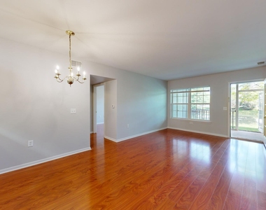 2771 S Knightsbridge Circle - Photo Thumbnail 4