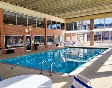 2118 Pauline Boulevard - Photo Thumbnail 27