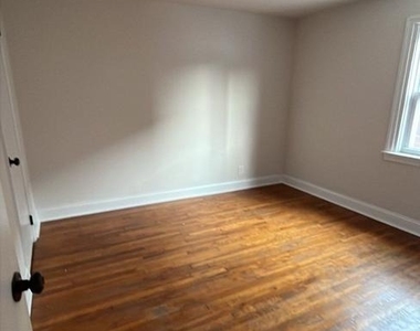 566 E High Street - Photo Thumbnail 6