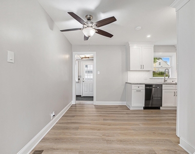 524 Continental Road - Photo Thumbnail 12