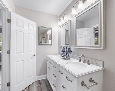 524 Continental Road - Photo Thumbnail 14