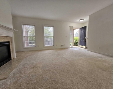 3376 Endsleigh Lane - Photo Thumbnail 2