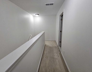 3376 Endsleigh Lane - Photo Thumbnail 12