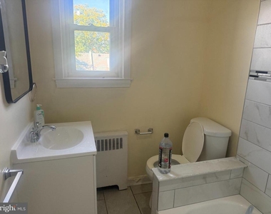 544 Wiltshire Road - Photo Thumbnail 5