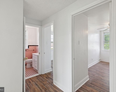 214 Westbridge Road - Photo Thumbnail 11