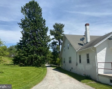 794 Bear Hill Road - Photo Thumbnail 3