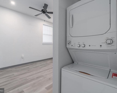224 Hall Street - Photo Thumbnail 13
