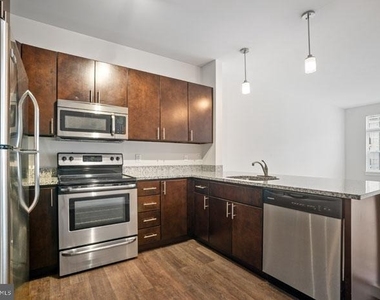 131 Bridge Street - Photo Thumbnail 97