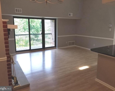 932 Washington - Photo Thumbnail 7