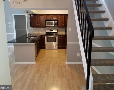 932 Washington - Photo Thumbnail 5